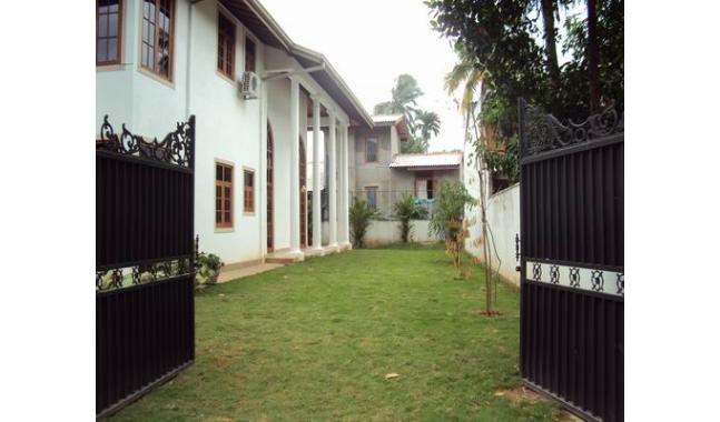 house-for-rent-in-battaramulla-key-lk